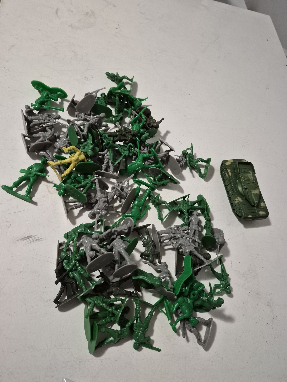 Unbranded Green & Gray Plastic Army Men Toy Soldier Set
